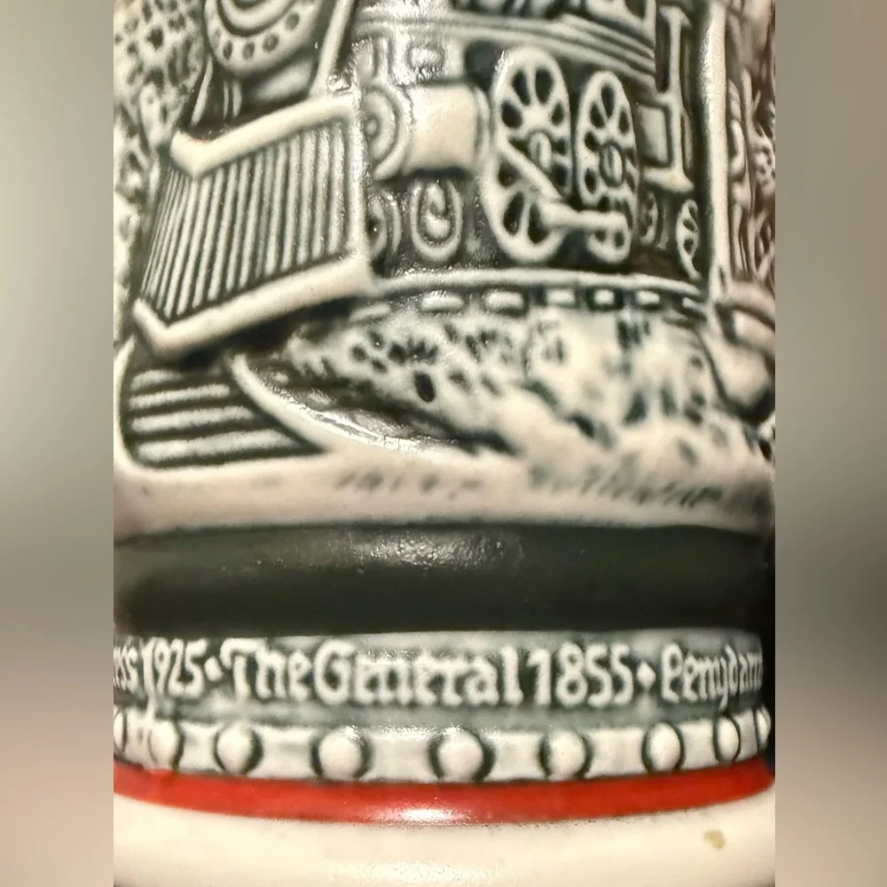 Vintage Train Themed Ceramic Beer Steins - Black and White - Picture 4 of 8